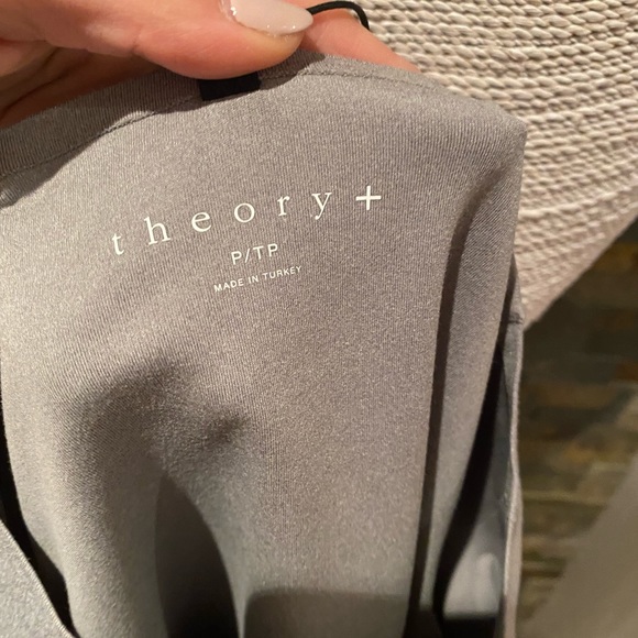 Theory + Workout Top Sz. XS NWT - Picture 6 of 8